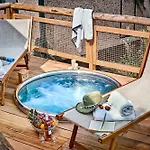 Au Paradis Des Campeurs Premium 4*