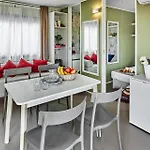 Au Paradis Des Campeurs Premium Campeggio 4*