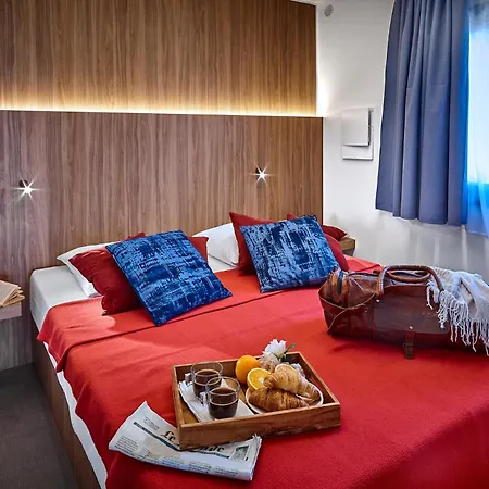 Au Paradis Des Campeurs Premium