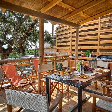 Au Paradis Des Campeurs Premium