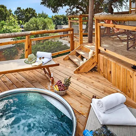 Au Paradis Des Campeurs Premium 4* רוקברון-סור-ארז'נס