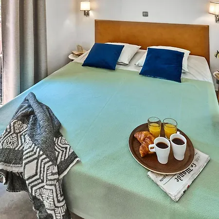Au Paradis Des Campeurs Premium Campsite Roquebrune-sur-Argens